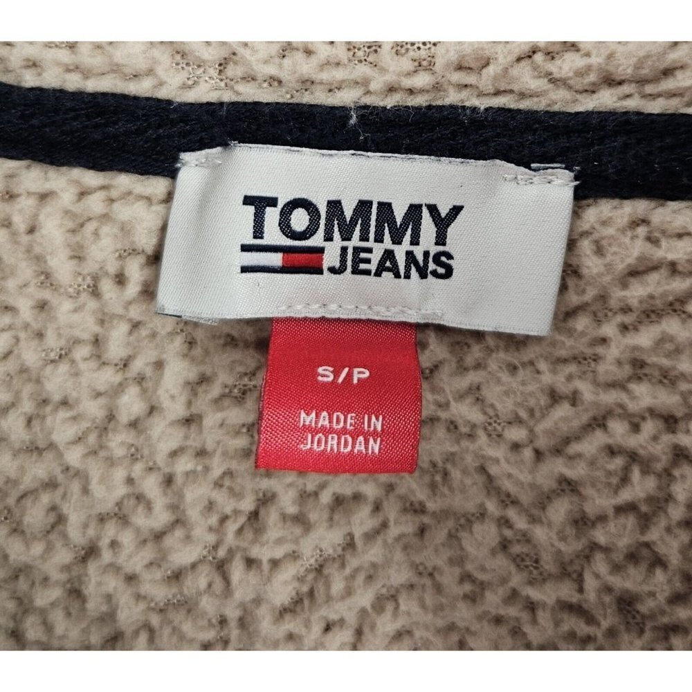 Tommy Hilfiger Womens 1/4 Snap Sherpa Fleece Pullover Sz S Tan Very good cond. - Picture 2 of 5